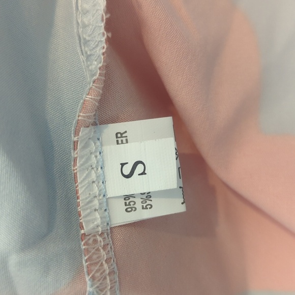 Women's Vibrant Temperament V-neck Floral dress. Short Sleeved Size Small BNWOT - Picture 8 of 9